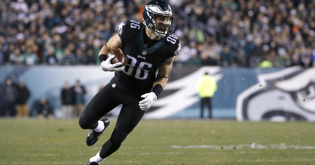 Eagles Sign Zach Ertz To Five-Year Extension - Philadelphia Magazine