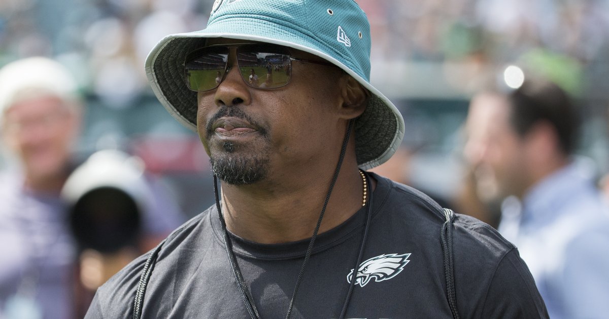 Brian Dawkins' leadership, hard hitting got him into Hall