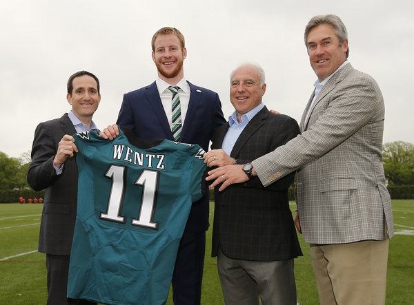 050416CarsonWentz
