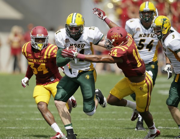 041416CarsonWentz