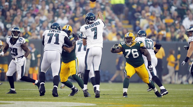 082915SamBradford