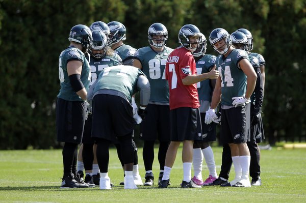 100815SamBradford