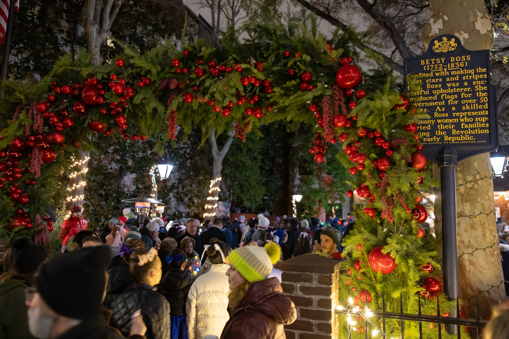 Betsy Ross House_Tree Lighting