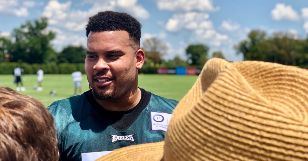 Eagles' Brandon Brooks out about 8 weeks after suffering torn