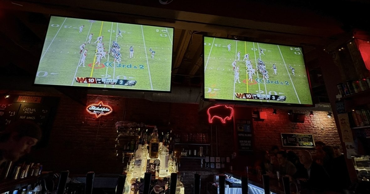 Visiting Philly? Instead of going to Stateside Live!, go to one of these sports bars