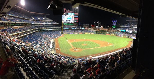 082817_CBP_PHILLIES