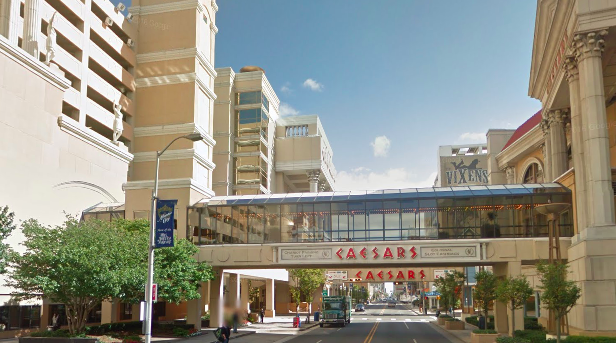 111516_CaesarsCasino