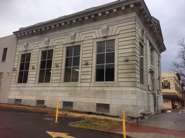 Camden commercial RE 121 Market 