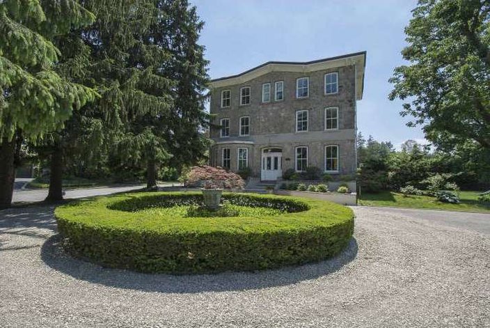 Chestnut Hill mansion