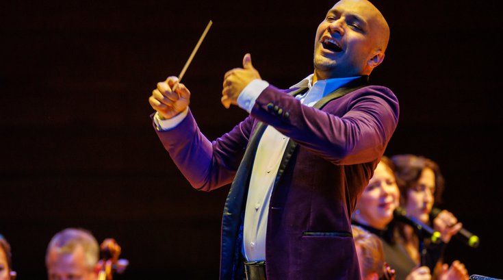 Chris Dragon Conducting