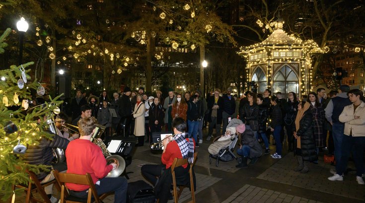 Rittenhouse tree lighting