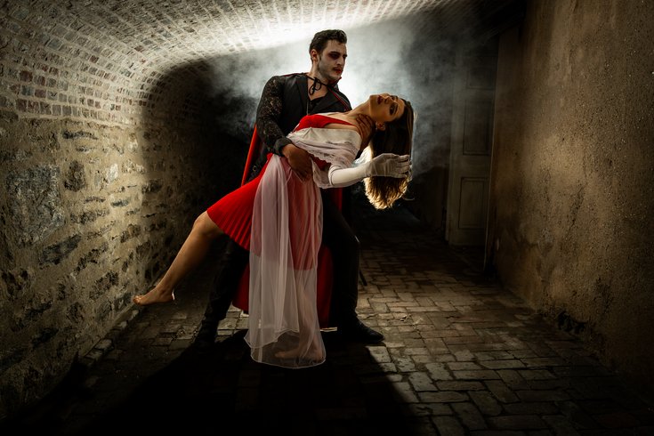 Dracula Curio Theater