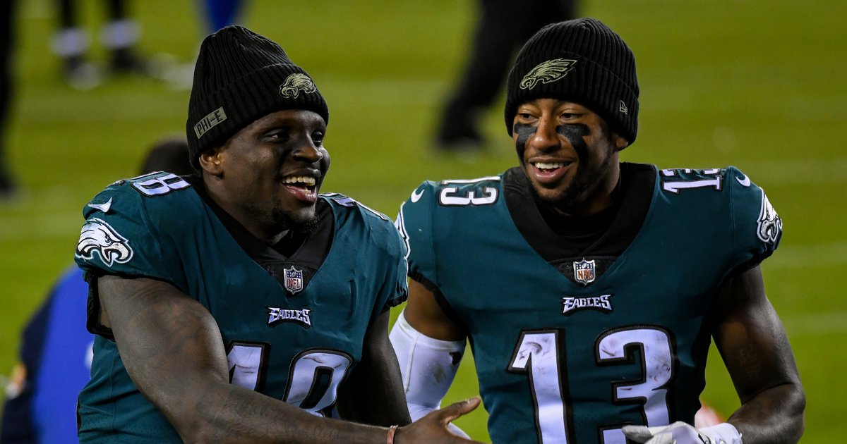 Eagles' Jalen Reagor drops two potential TD passes in final minute of  team's loss to Giants