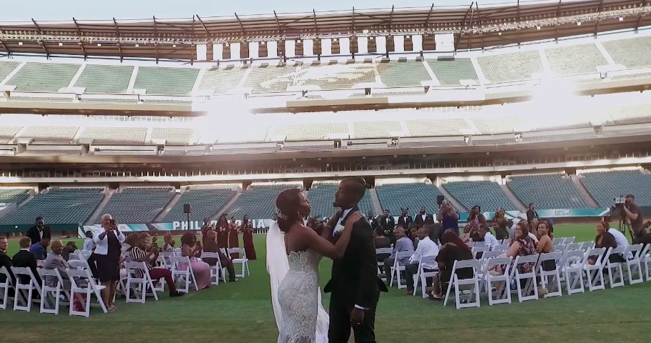 Eagles offer Lincoln Financial Field for free wedding ceremonies