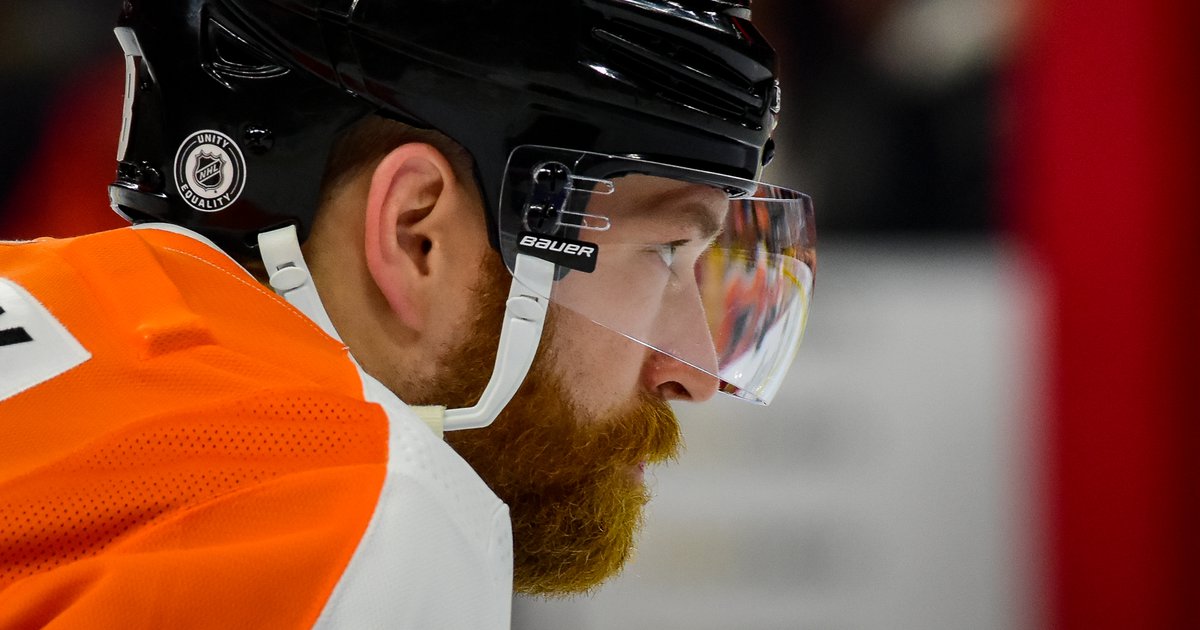 Florida's Claude Giroux does something he never did with Flyers this season