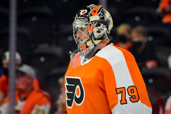 Flyers-Canucks-Carter-Hart-2-Kate-Frese_101521-8.jpg