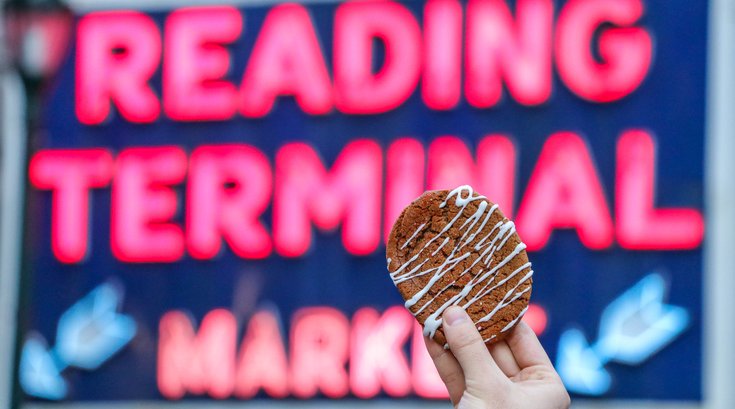 Famous 4th Street Cookie Co. giving out free cookies
