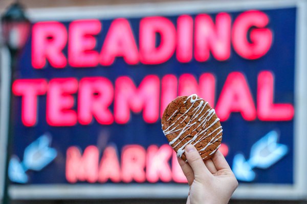 Famous 4th Street Cookie Co. giving out free cookies