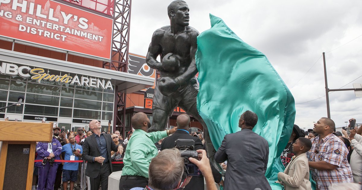 Eagles News: Rocky Balboa says Philadelphia shouldn't give up on