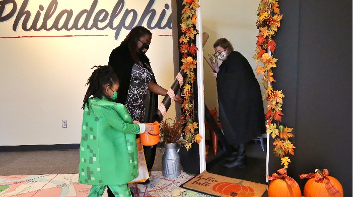 Limited - Franklin Fright - Trick or Treating