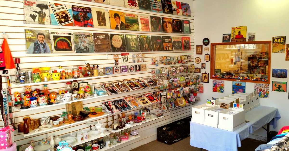 Girard record store struggles to stay afloat PhillyVoice