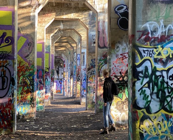 Graffiti Pier collapse