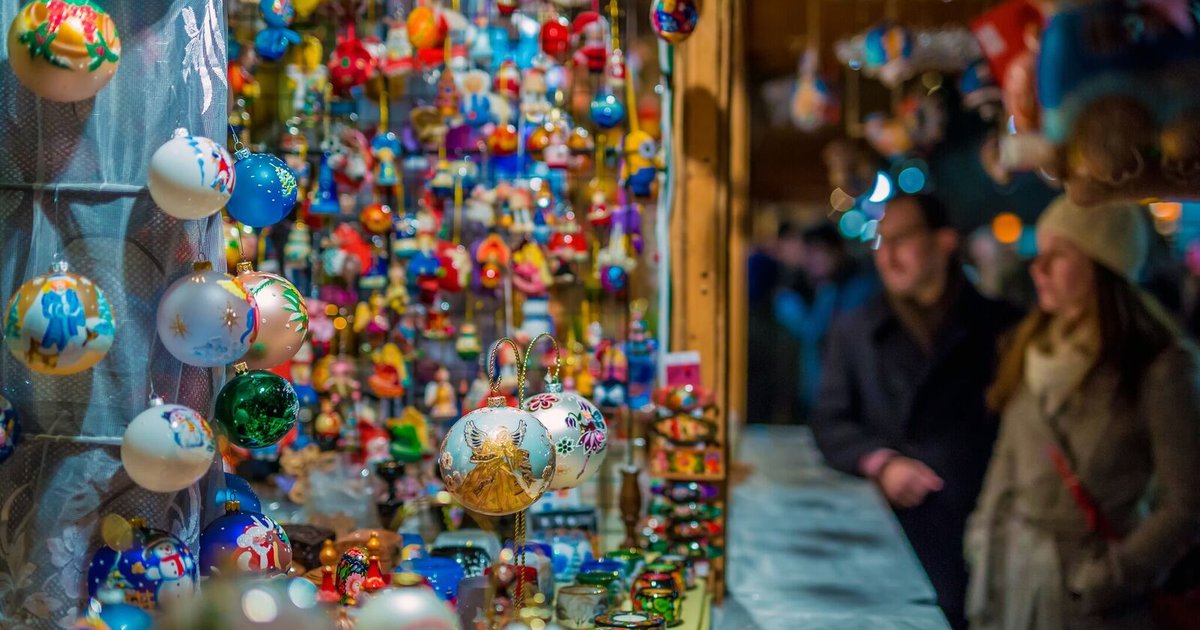 These holiday markets offer an array of art, jewelry, home decor and other handmade items