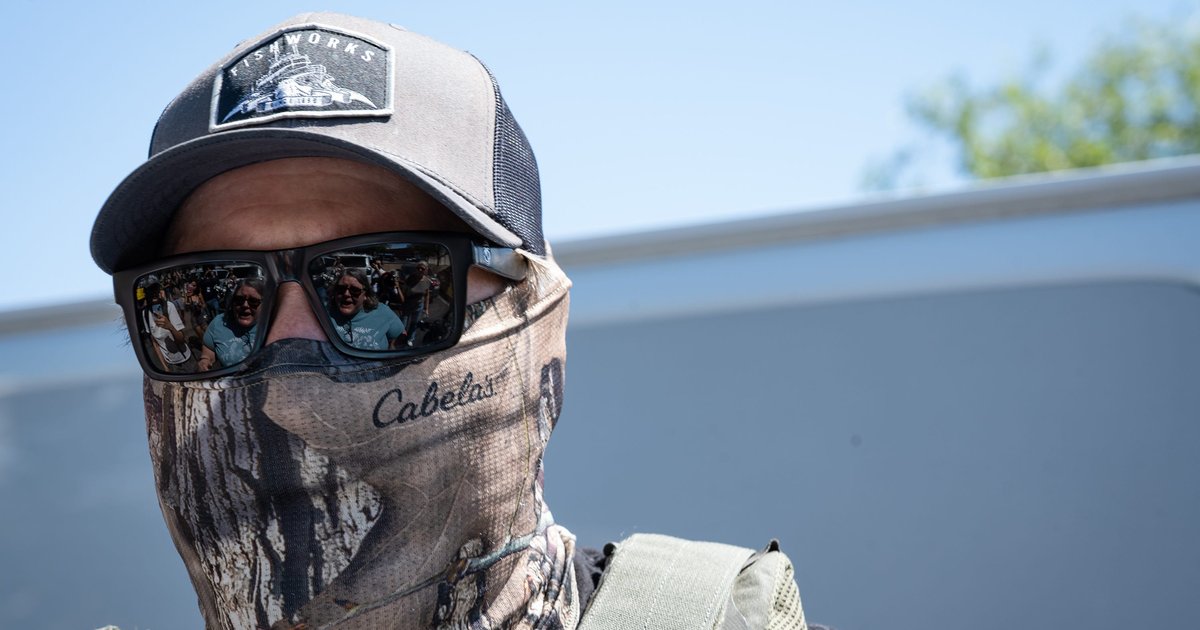 Amid concern over ICE raids in region, Philly school district reaffirms policy to protect students