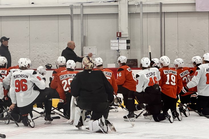Flyers-Camp-Huddle-2025.jpeg