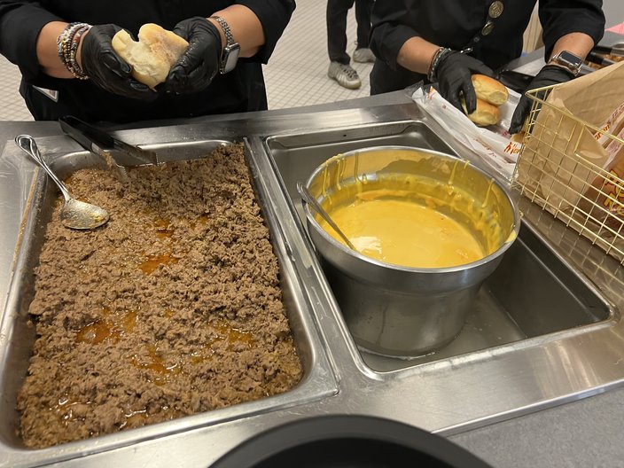 091425JetsFoodSpread