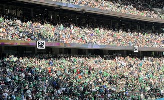 101426EaglesFansTottenham