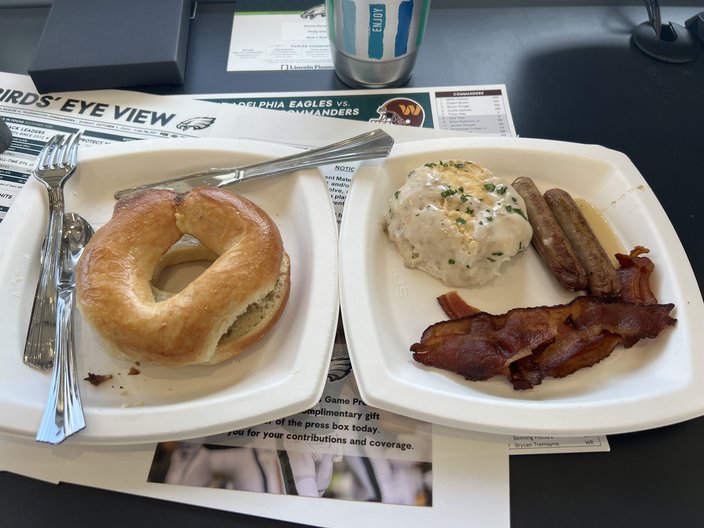 2023-2024 NFL press box food spread ratings | PhillyVoice