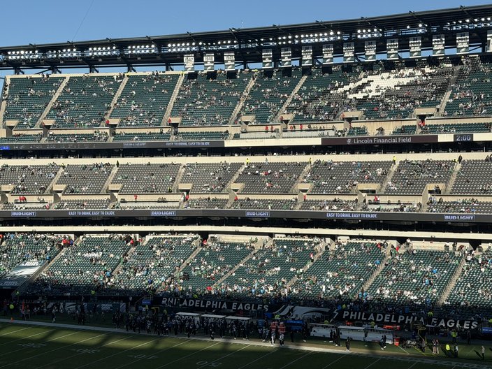 101826EaglesFans
