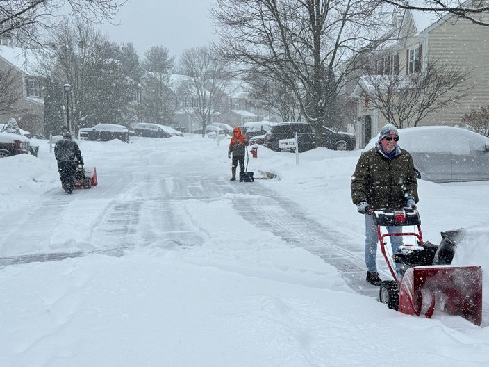 2026 snow Schwenksville shoveling