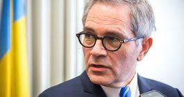 Krasner, police