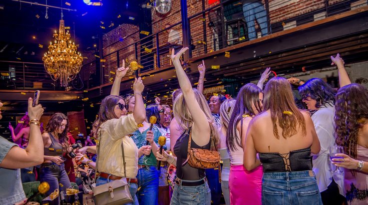 Fabrika Liquid Brunch