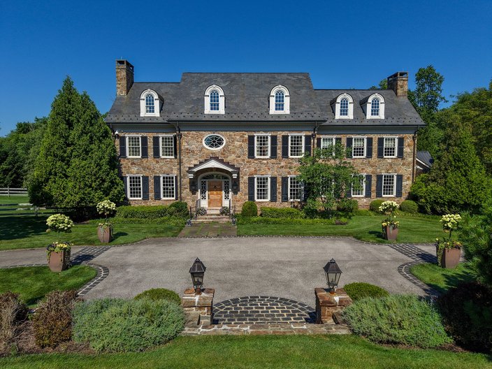 Merrick Farm - Front Exterior