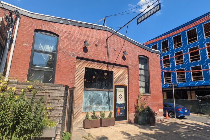 Mixteca exterior east kensington