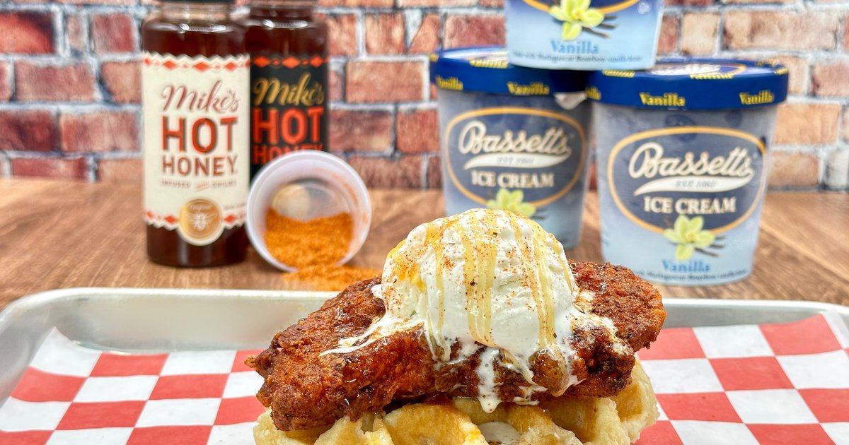 Ice Cream-Topped Sandwiches : Nashville Hot Crispy Chicken Ice