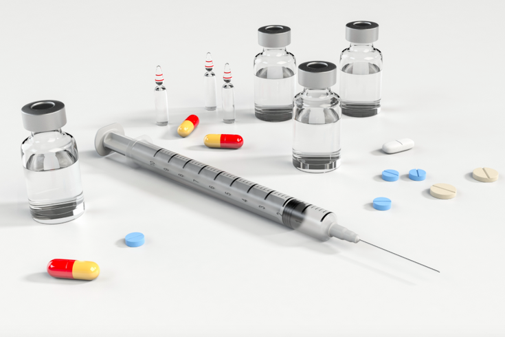 Opioids pills needles