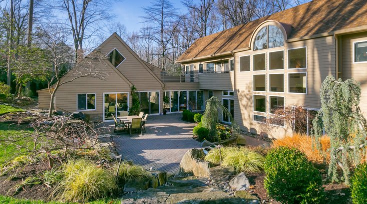 Anne Koons - 304 Fries Lane - Back Exterior