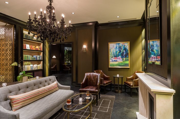 Rittenhouse Library Bar