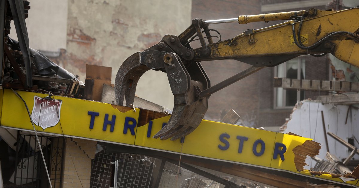 Crane operator pleads guility in Salvation Army building collapse ...