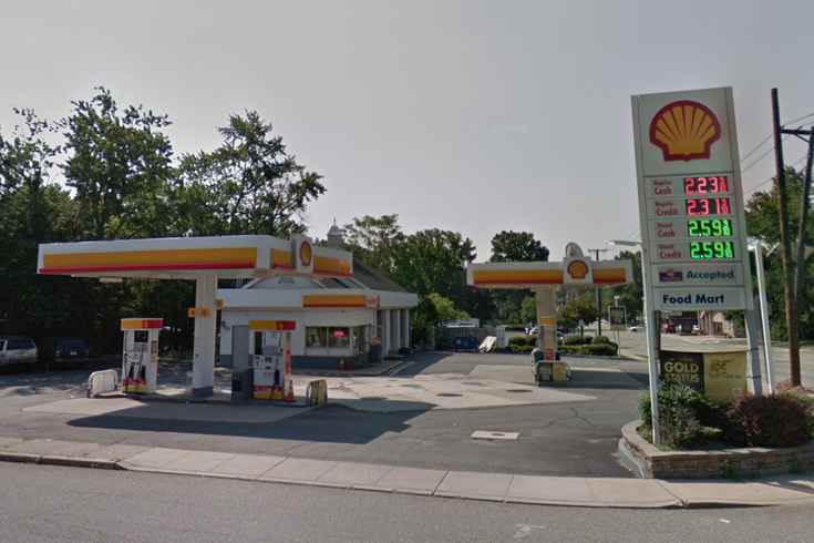 Naked Ohio Man Douses Self In Diesel Fuel At New Jersey Gas Station Phillyvoice