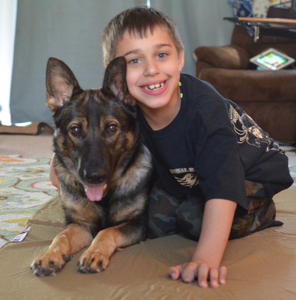 Shane Popiny and Service Dog Joei