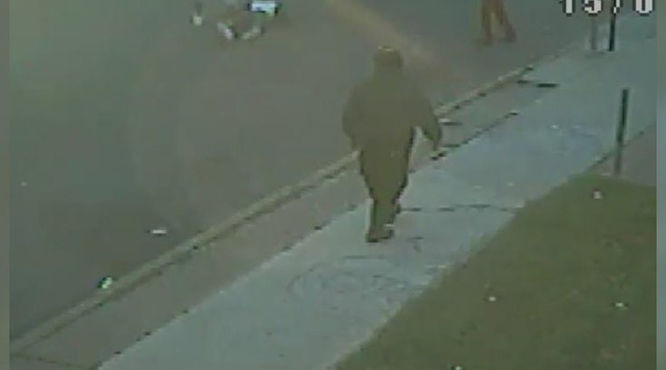 Police looking for suspect in Northeast Philly shooting