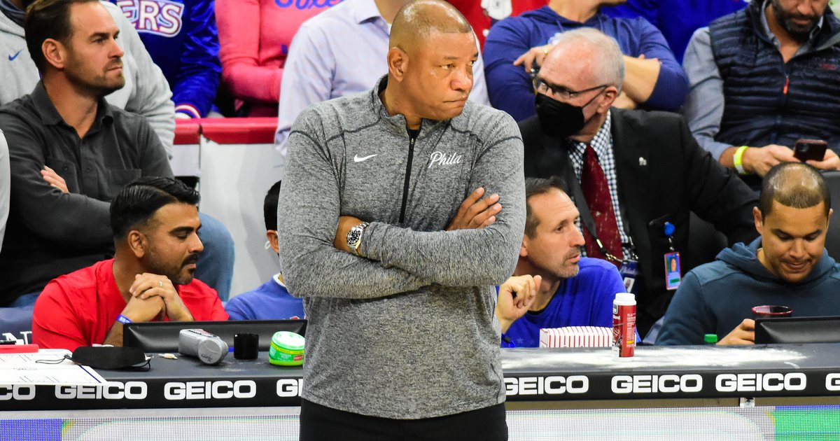 76ers' Doc Rivers Merges Black History Lessons Into Camp - Bloomberg