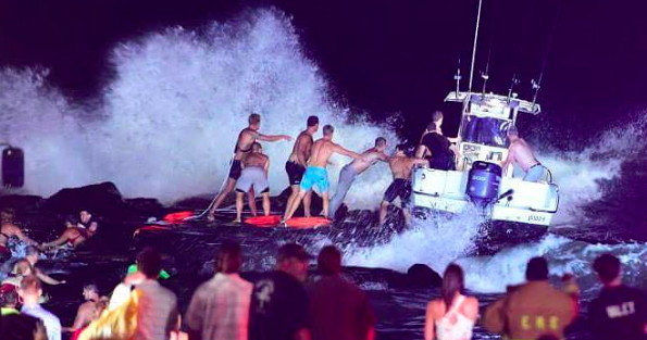 3 rescued from boat crash after police dive into Atlantic | PhillyVoice