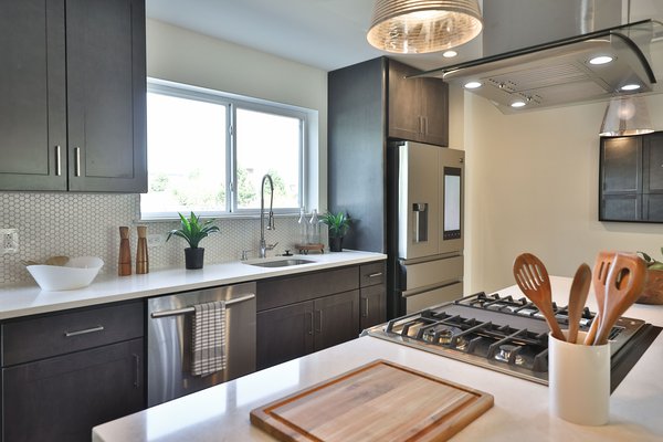 Limited - South Liberty Triangle Streamline kitchen