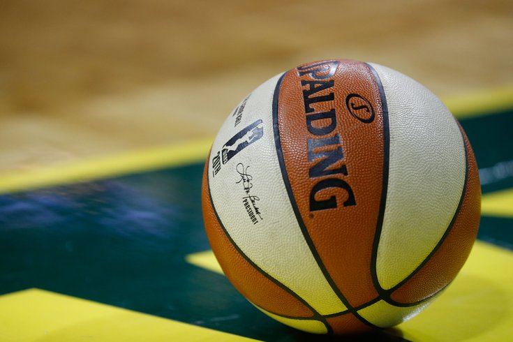 WNBA-Ball-2018-Finals-Seattle.jpg